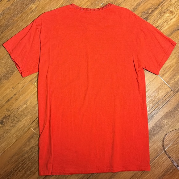 Hand embroidered abstract portrait t shirt - Picture 7 of 7